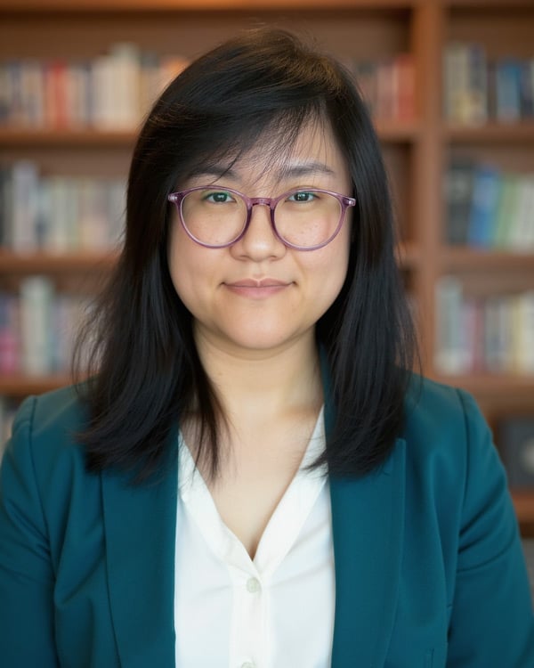 Headshot of Yennhi Nguyen